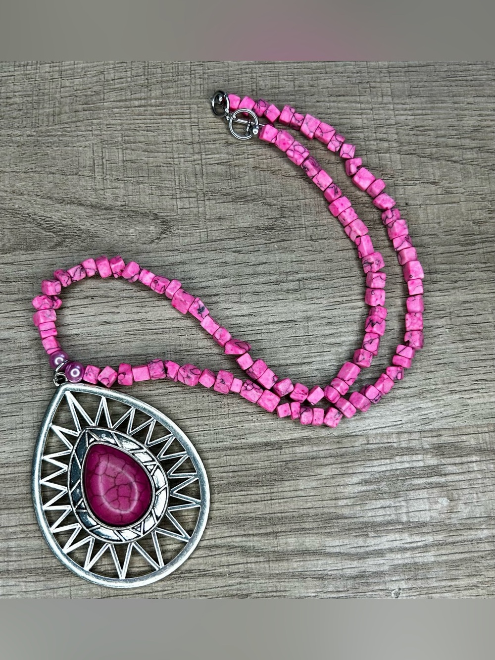 Pink Howlite Beaded necklace with Pink howlite Teardrop Pendant handmade